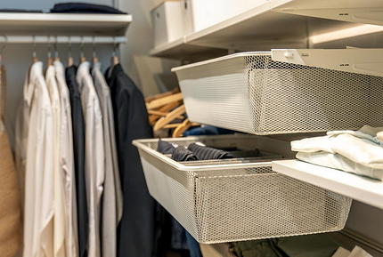 Как правильно хранить зимние вещи, чтобы они не потеряли качественный внешний вид