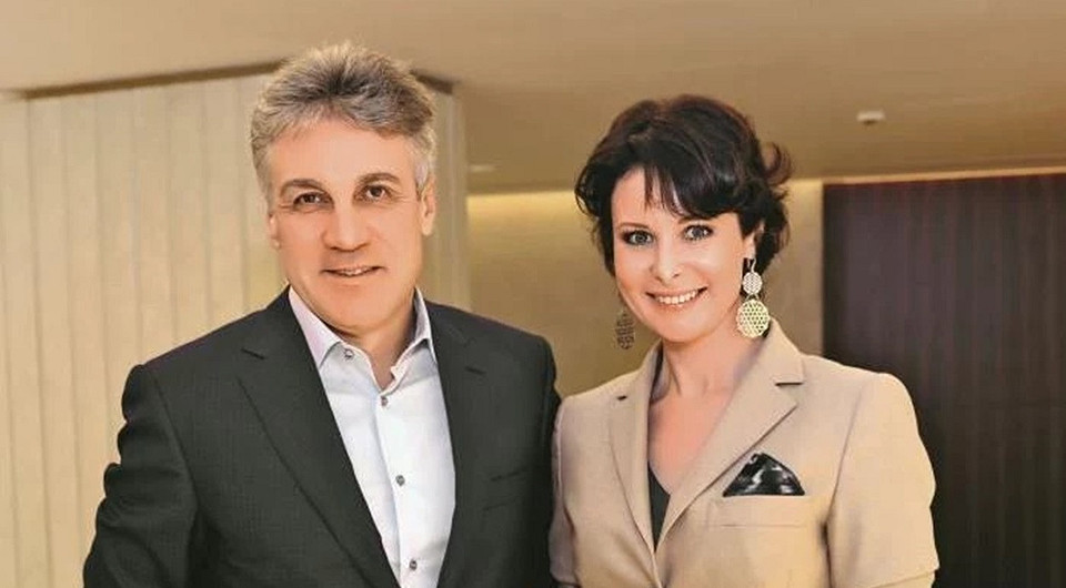 Ей всего 3 года: стали известны имя и дата рождения дочери Пиманова и Погодиной