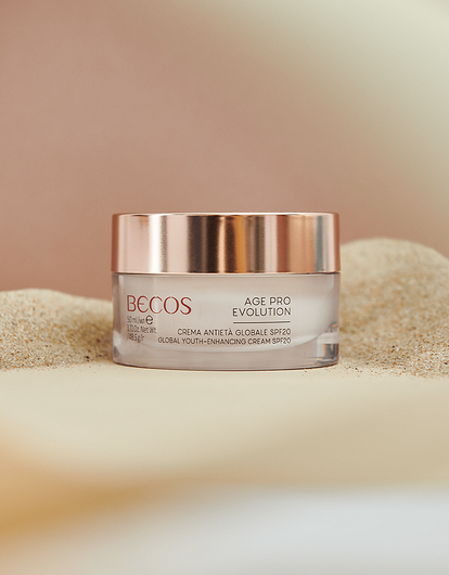 Дайджест новостей красоты и моды: от украшений с историей до ароматов для зумеров