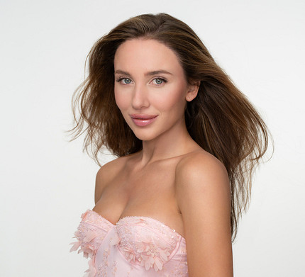 Дайджест новостей красоты и моды: от украшений с историей до ароматов для зумеров