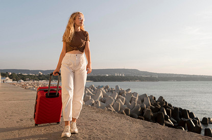 Как выбрать чемодан для поездок: 10 самых важных критериев