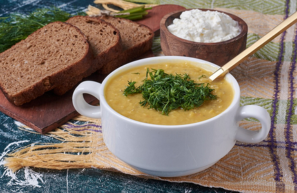 Блюда из молодой крапивы: 11 вкусных рецептов от супа до пирога