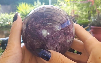 Амулеты от фобий: 8 минералов, которые помогут в борьбе со страхами