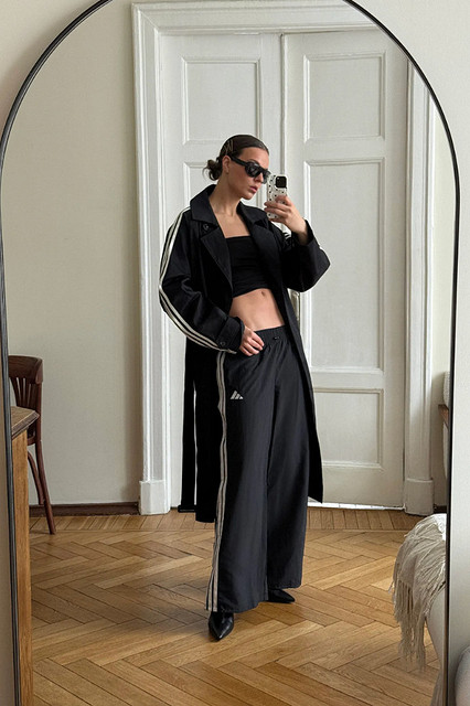 Источник в этом блоке: lamoda.ru