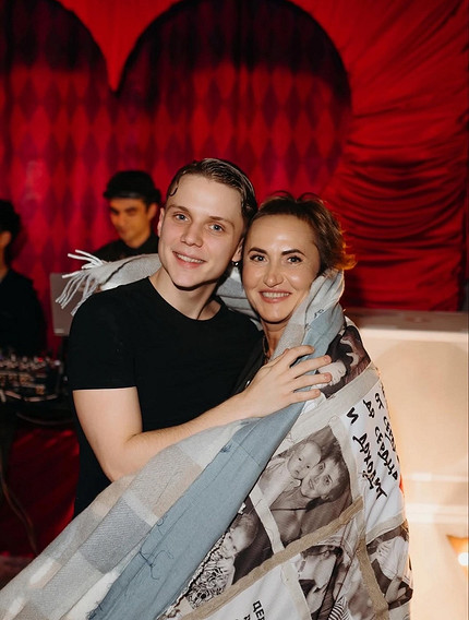 Ваня Дмитриенко с мамой