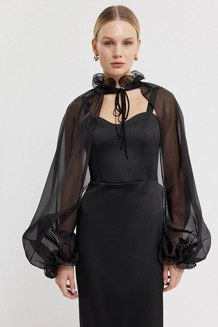 Источник в этом блоке: lamoda.ru