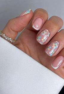 Источник: @nails.by.iz