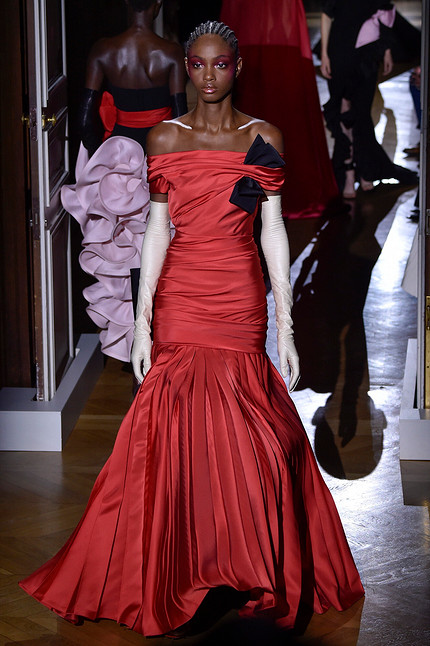Valentino Haute Couture («Валентино от кутюр») весна-лето 2020