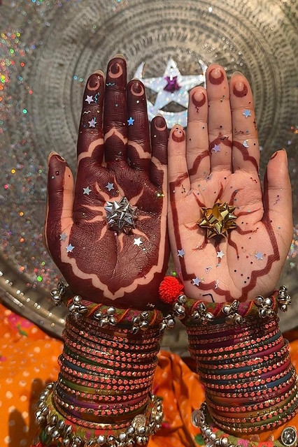 @azrahenna