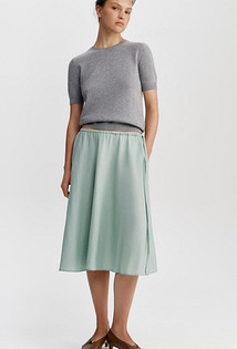 Источник: lamoda.ru