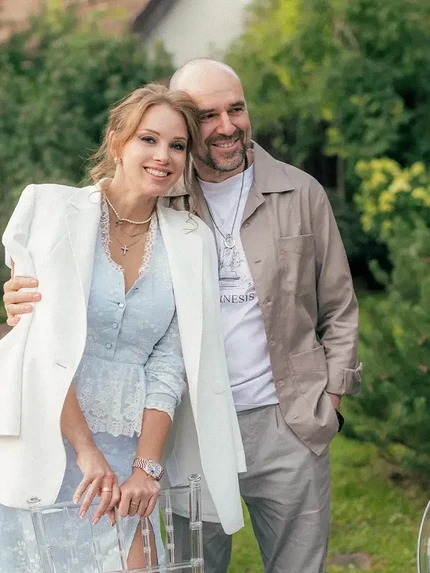 СМИ: Полина Диброва и Роман Товстик тайно поженились