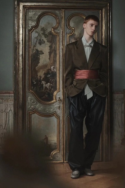 Источник: @maisonvalentino