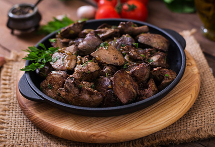 Рацион красоты и молодости: топ-5 продуктов для кожи, волос и ногтей