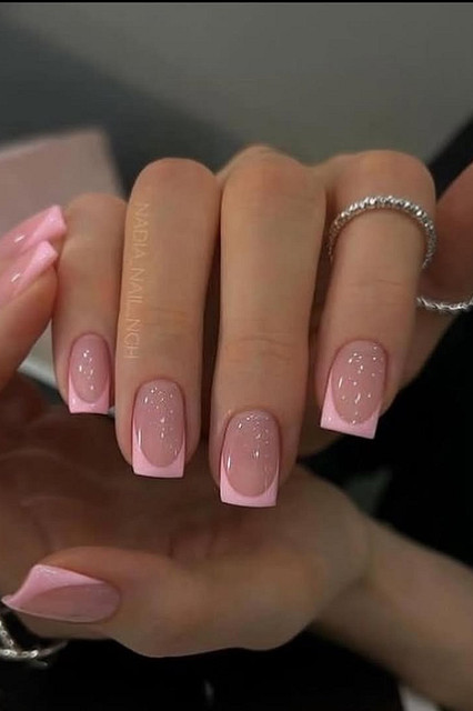 @nails_univer