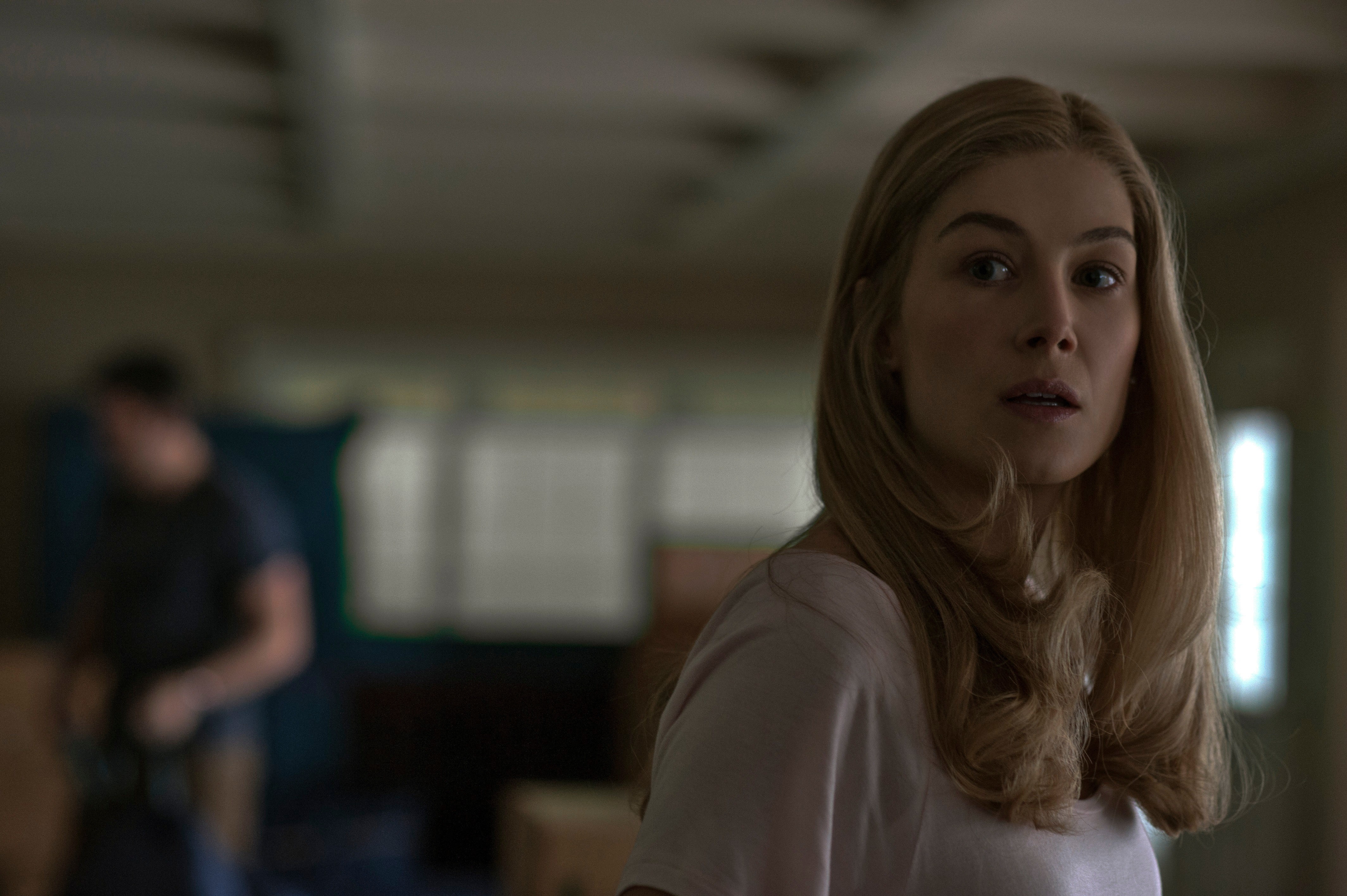 Исчезнувшая 2014. Эми Данн Исчезнувшая. Исчезнувшая / gone girl (2014). Эми Эллиотт-Данн «Исчезнувшая». Исчезнувшая, 2014 Розамунд Пайк.