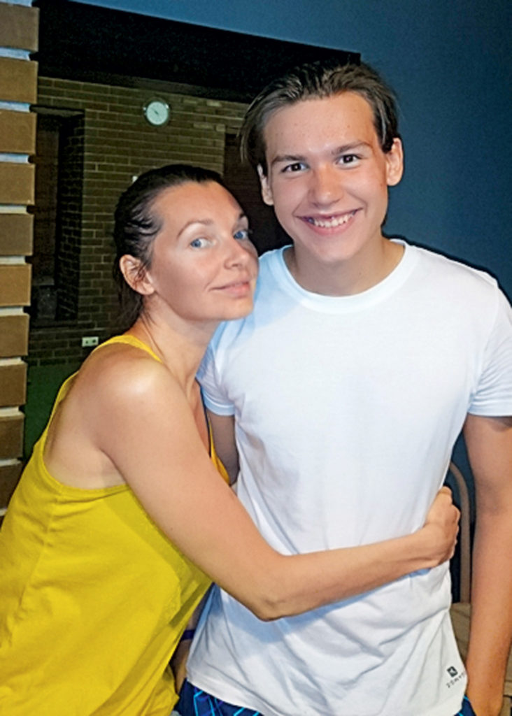 Наталия Антонова со старшим сыном