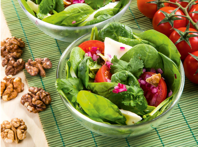 4 рецепта весенних салатов