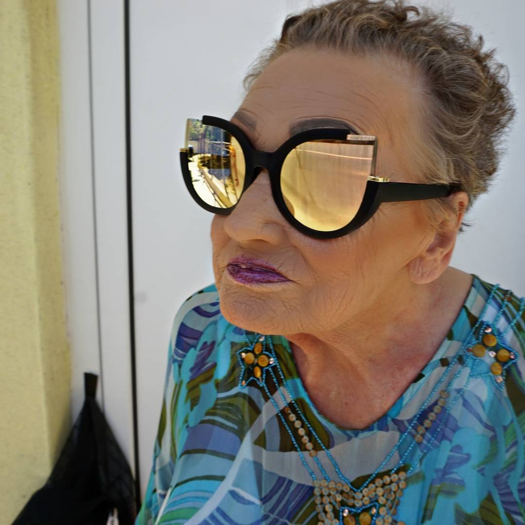 5 модных бабушек 50+, у которых надо поучиться стилю